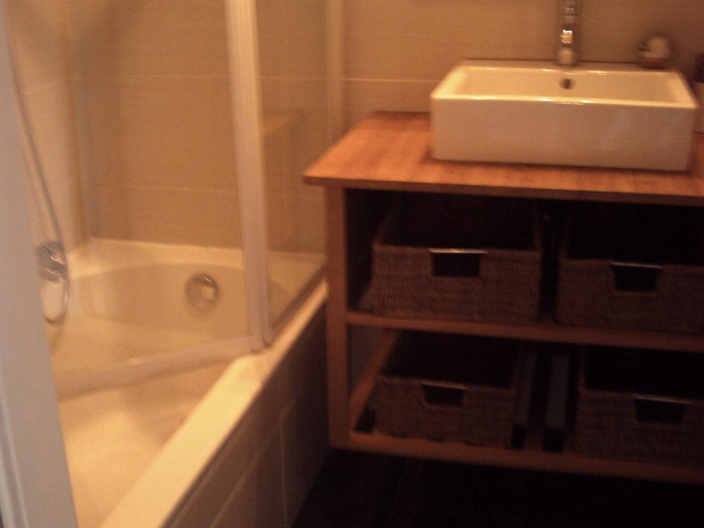 Lautrec Apartment Bredene Bilik gambar